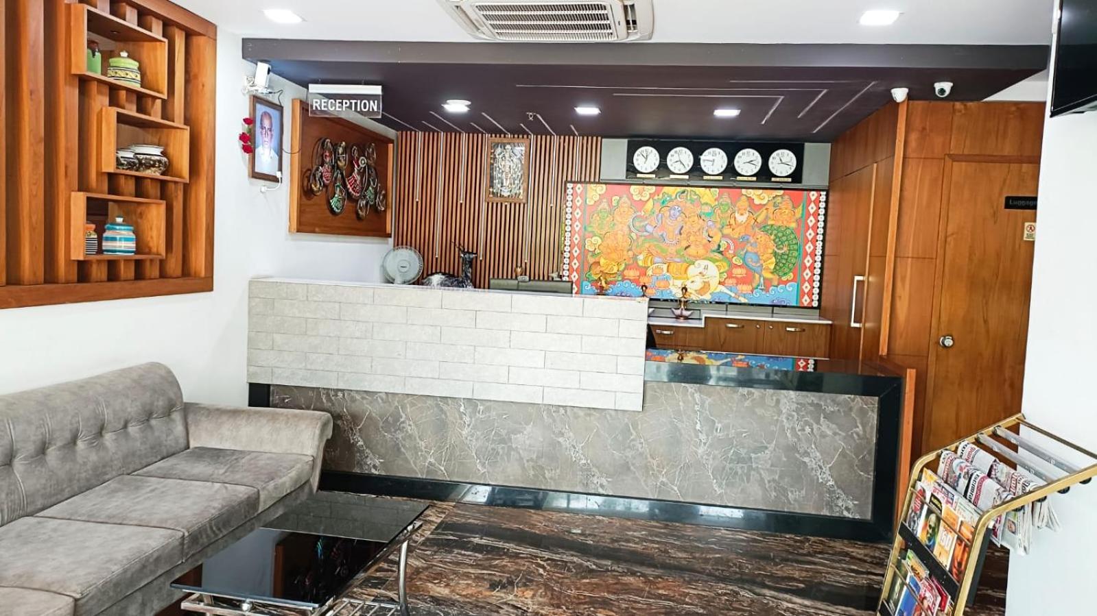 Kallada Mamatha Motels Kunnamkulam ภายนอก รูปภาพ